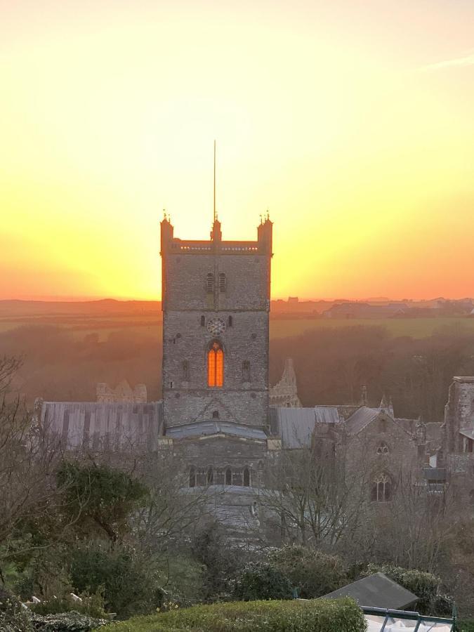 St Davids Gin & Kitchen - The Cathedral Villas المظهر الخارجي الصورة