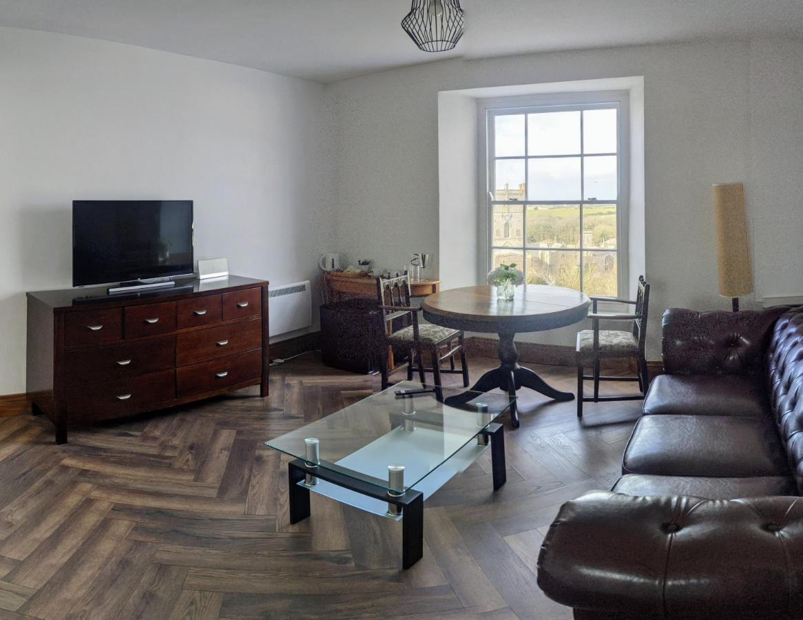 St Davids Gin & Kitchen - The Cathedral Villas المظهر الخارجي الصورة