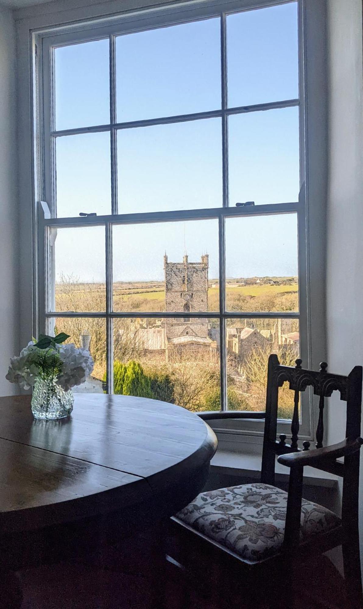 St Davids Gin & Kitchen - The Cathedral Villas الغرفة الصورة